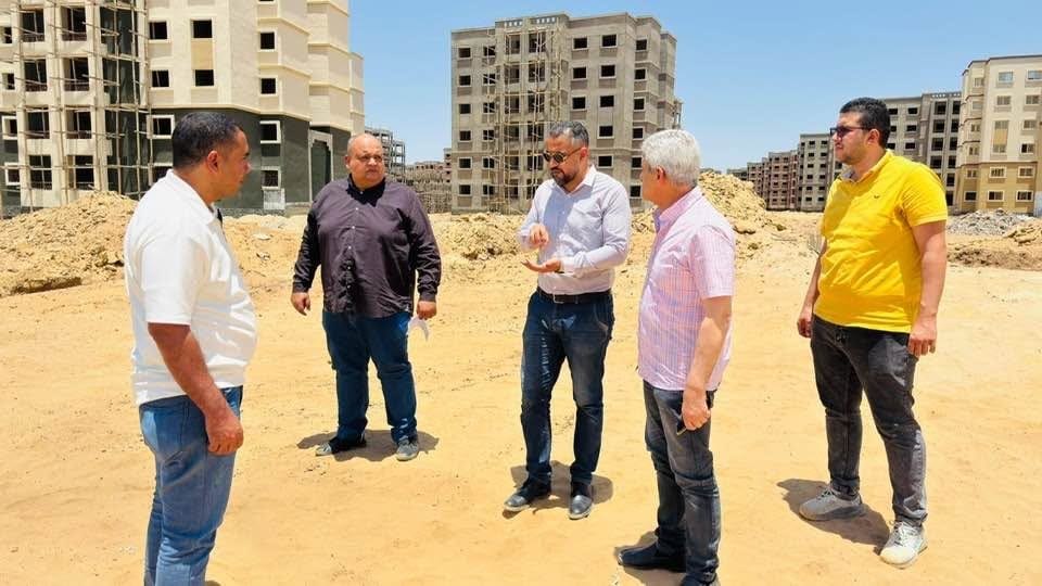 رئيس الجهاز يتفقد المركز التكنولوجي للتقنين ويتابع شركات «سكن لكل المصريين» — صورة 5