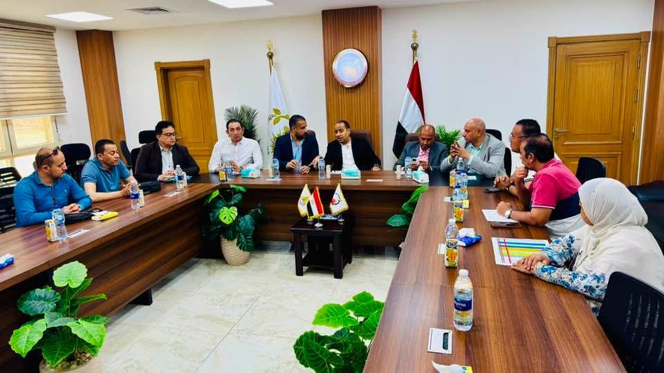اجتماع تنسيقي مع هيئة المجتمعات العمرانية لتسريع تقنين الأراضي بالعبور الجديدة والشروق — صورة 4