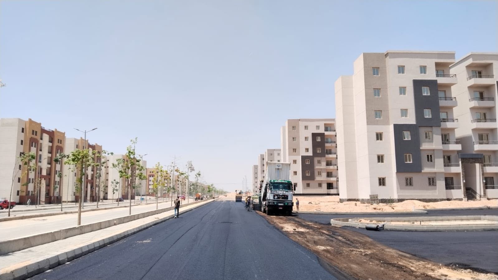 متابعة رصف طرق بيت الوطن والإسكان الاجتماعي والحي 37 — صورة 4
