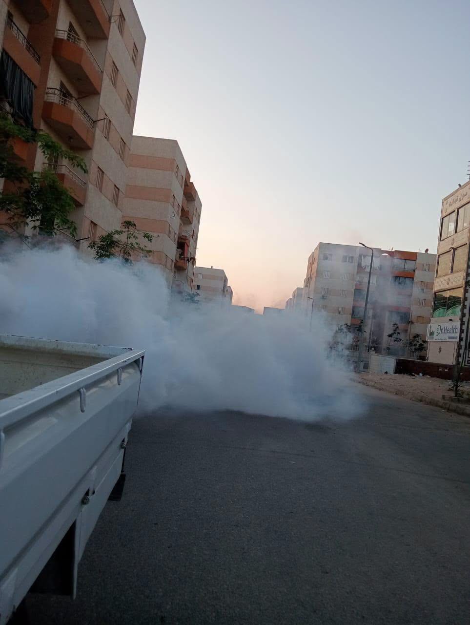حملات نظافة ورش مبيدات وإزالة إشغالات و4 إزالات بجمعية عرابي على 32 فدانًا — صورة 3