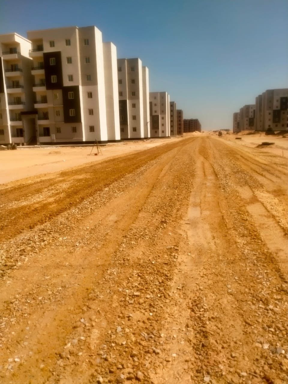 لقاء سكان حي البستان ومتابعة رصف طرق بيت الوطن والحيين 16 و37 — صورة 4