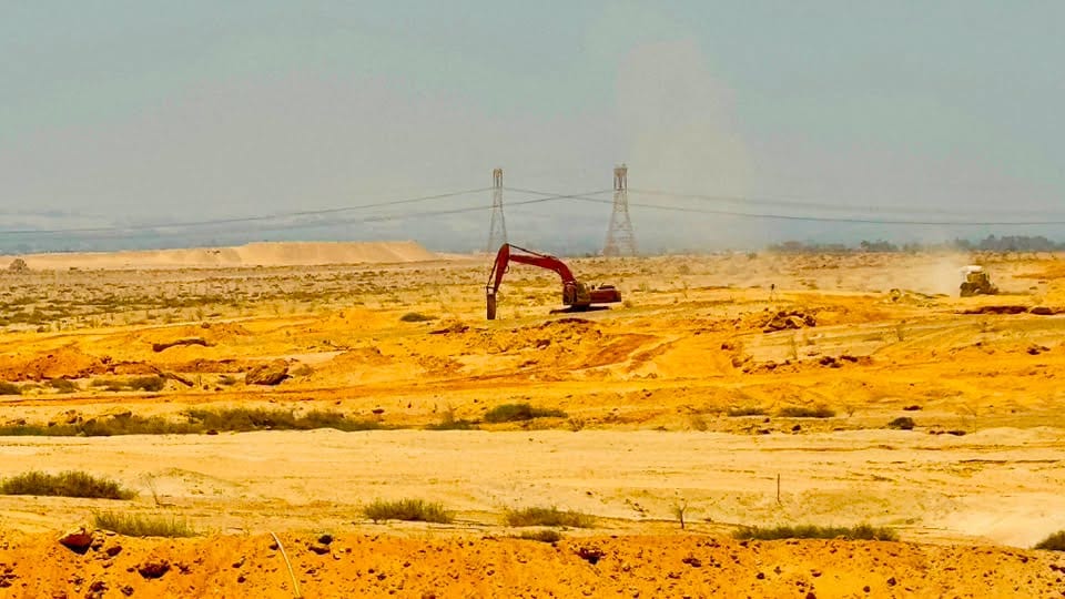 رئيس الجهاز يتفقد مرافق وطرق «بيت الوطن» بالحي 24: 1761 قطعة في المرحلة الأولى — صورة 3