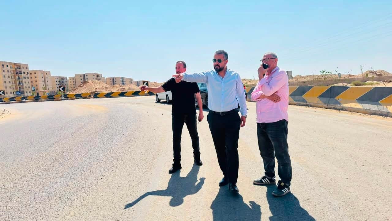الحي 37: تنسيق الميدان الرئيسي ومطبات شوكة لمنع السير عكس الاتجاه — صورة 3