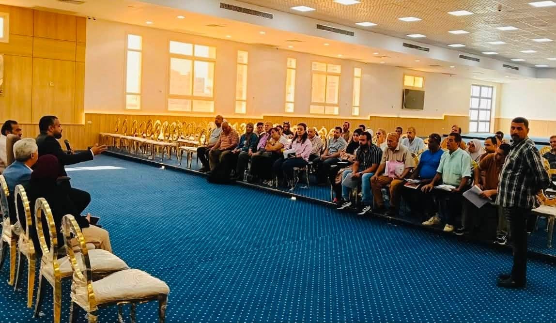 رئيس الجهاز يلتقي ملاك أراضي القادسية والأمل بخصوص التقنين ويتابع طرح مشروعات بنية تحتية — صورة 3
