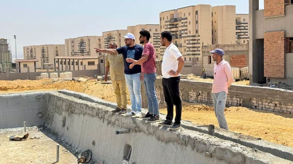 رئيس الجهاز يتفقد الحضانة ومركز الشباب والوحدة الصحية بالحي الخامس عشر — صورة 4