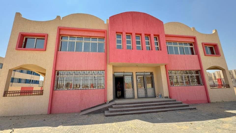 رئيس الجهاز يتفقد الحضانة ومركز الشباب والوحدة الصحية بالحي الخامس عشر — صورة 2