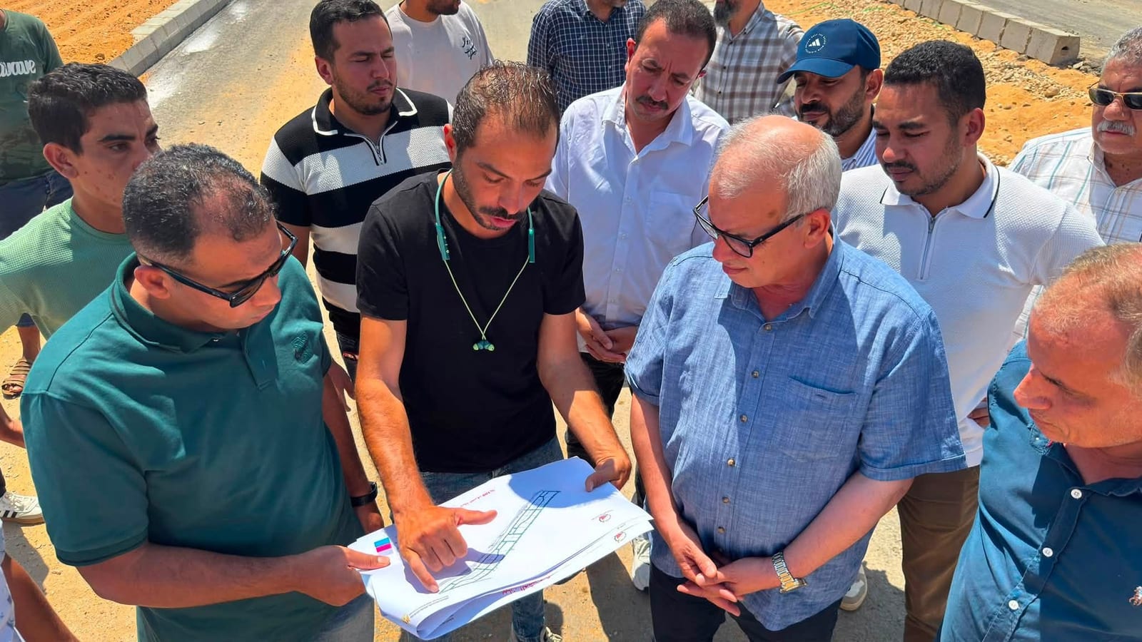 نائب رئيس الهيئة للمرافق يتابع ترفيق مجاورتي G وH بالحي 19 والشريط الخدمي — صورة 2