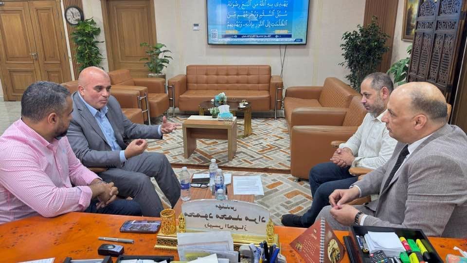 مسؤولو الهيئة يتابعون صرف مستخلصات الإسكان والمرافق بجهاز العبور الجديدة — صورة 2