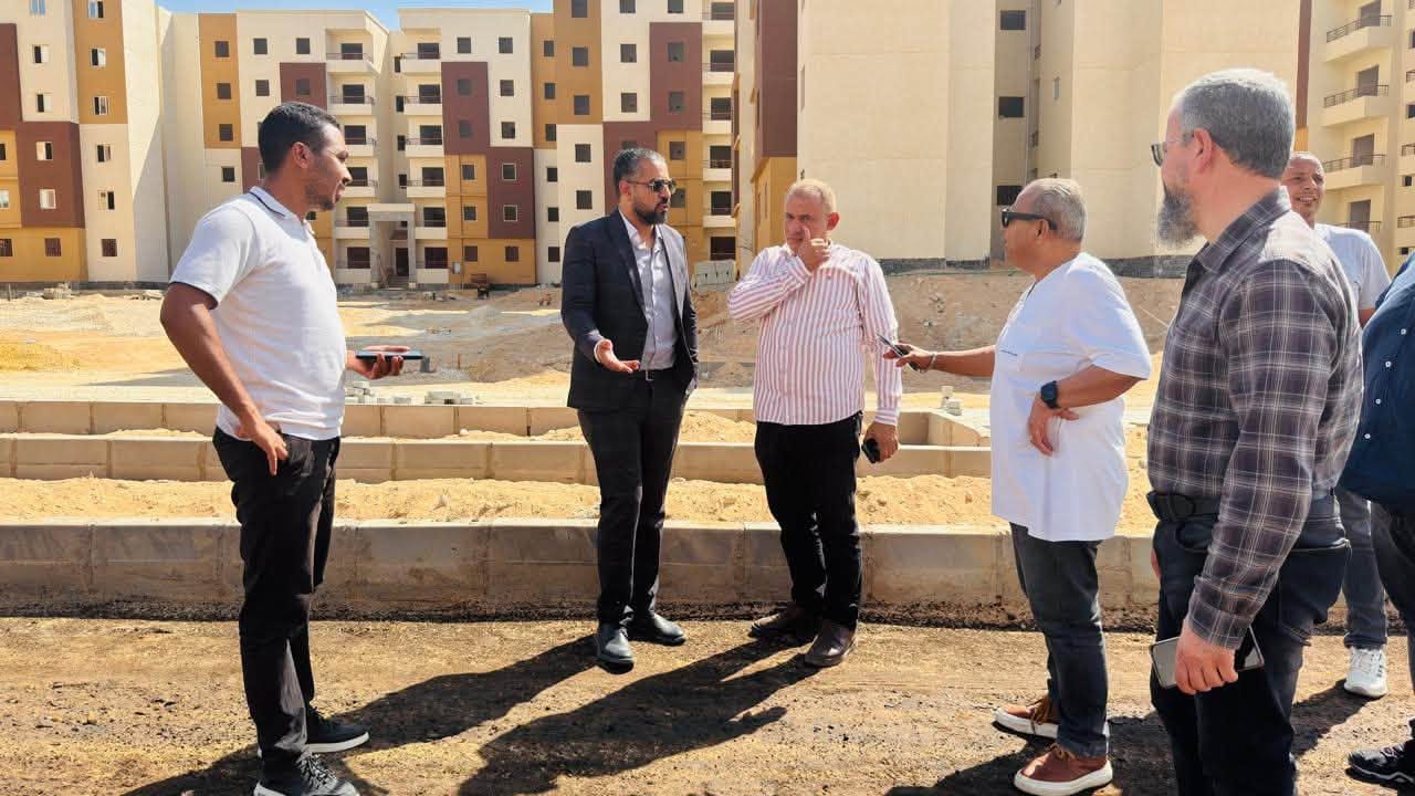 جولة مفاجئة بمنطقة الـ2600 فدان: النظافة والطرق والكهرباء والإسكان الأخضر — صورة 5