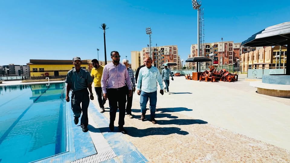 الانتهاء من مركز شباب الحي 14 و3 ملاعب خماسية في العبور الجديدة — صورة 5