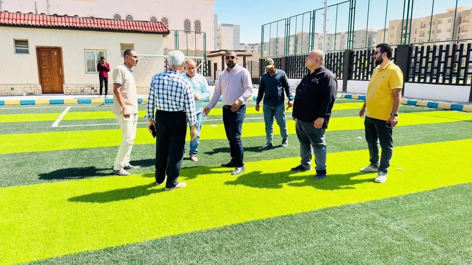 الانتهاء من مركز شباب الحي 14 و3 ملاعب خماسية في العبور الجديدة — صورة 10