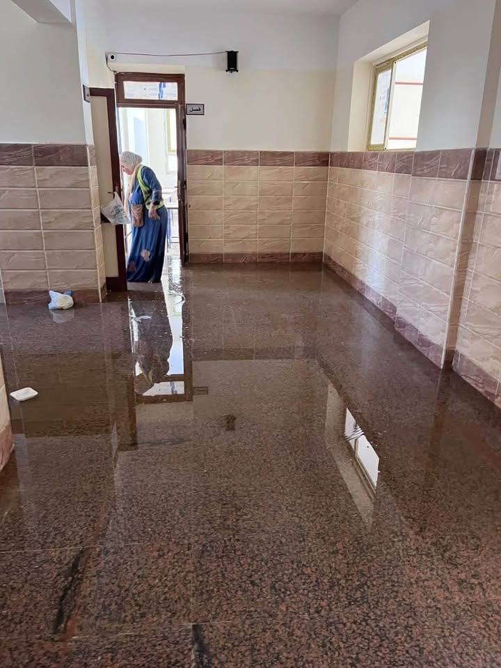 حملة نظافة مكثفة حول مدارس العبور الجديدة قبل بداية العام الدراسي — صورة 10