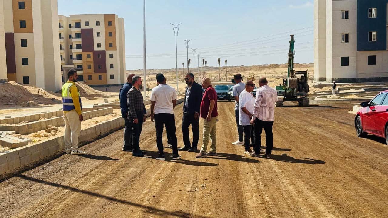 جولة مفاجئة بمنطقة الـ2600 فدان: النظافة والطرق والكهرباء والإسكان الأخضر — صورة 8