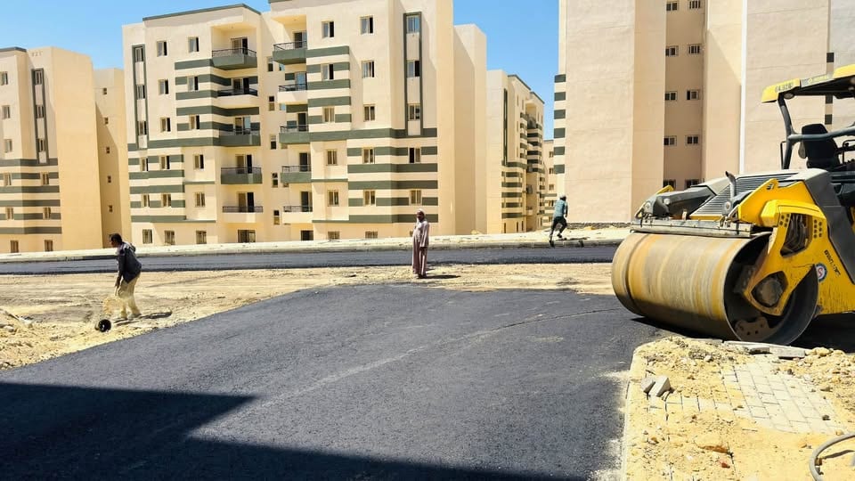 متابعة عمارات «سكن كل المصريين» بالحيين 15 و16 والالتزام بالبرامج الزمنية — صورة 11