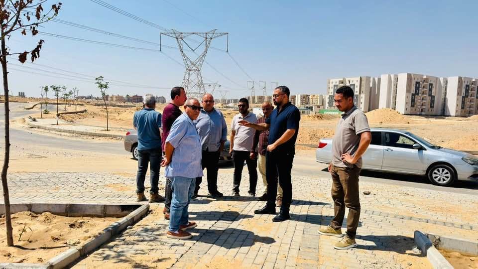 متابعة مشروعات الإسكان والطرق وتنسيق الموقع بالحي 37 — صورة 2
