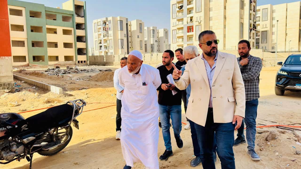 متابعة إنشاء مدرستين ونادٍ اجتماعي بالحيين الرابع عشر والخامس عشر — صورة 4